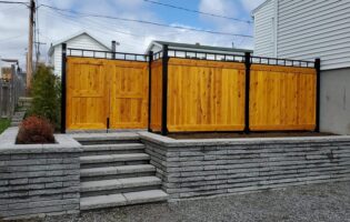 Clôture Avantage et Lévisienne, clôtures à Québec clôture de cèdre et décoration